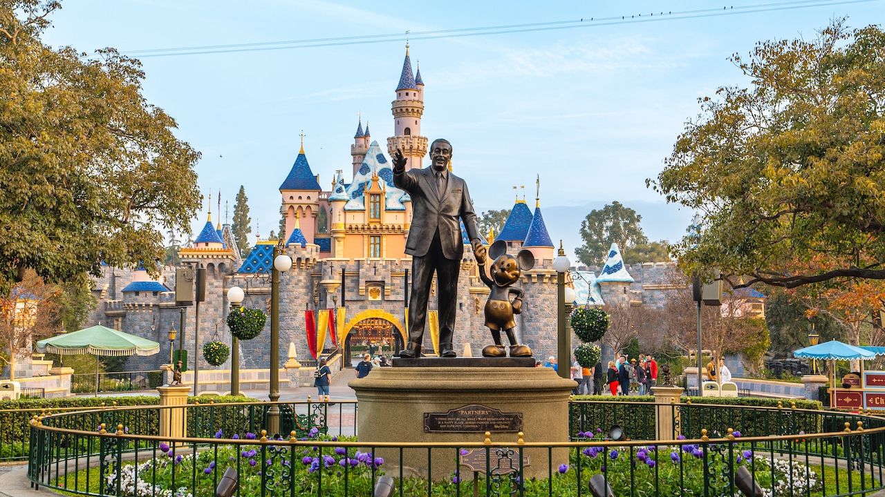 DisneylandParent-Hero