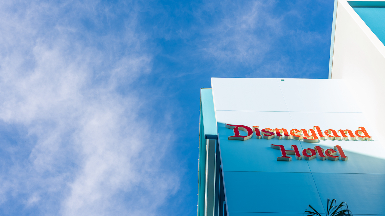 DLR-Resorts_Hero